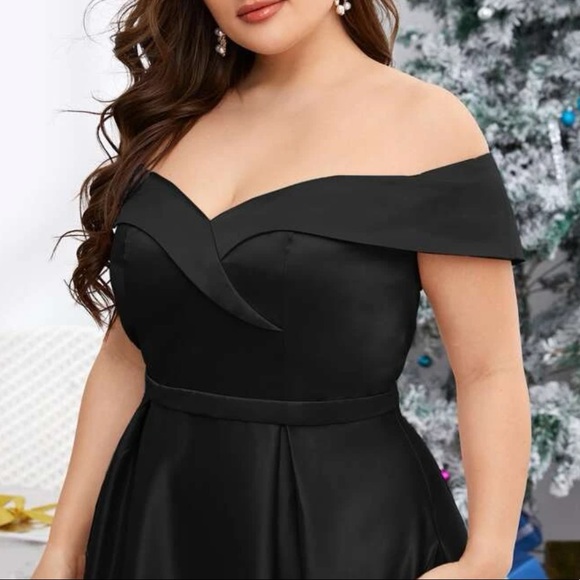 Plus size black off shoulder party formal evening maxi dress - Picture 5 of 6